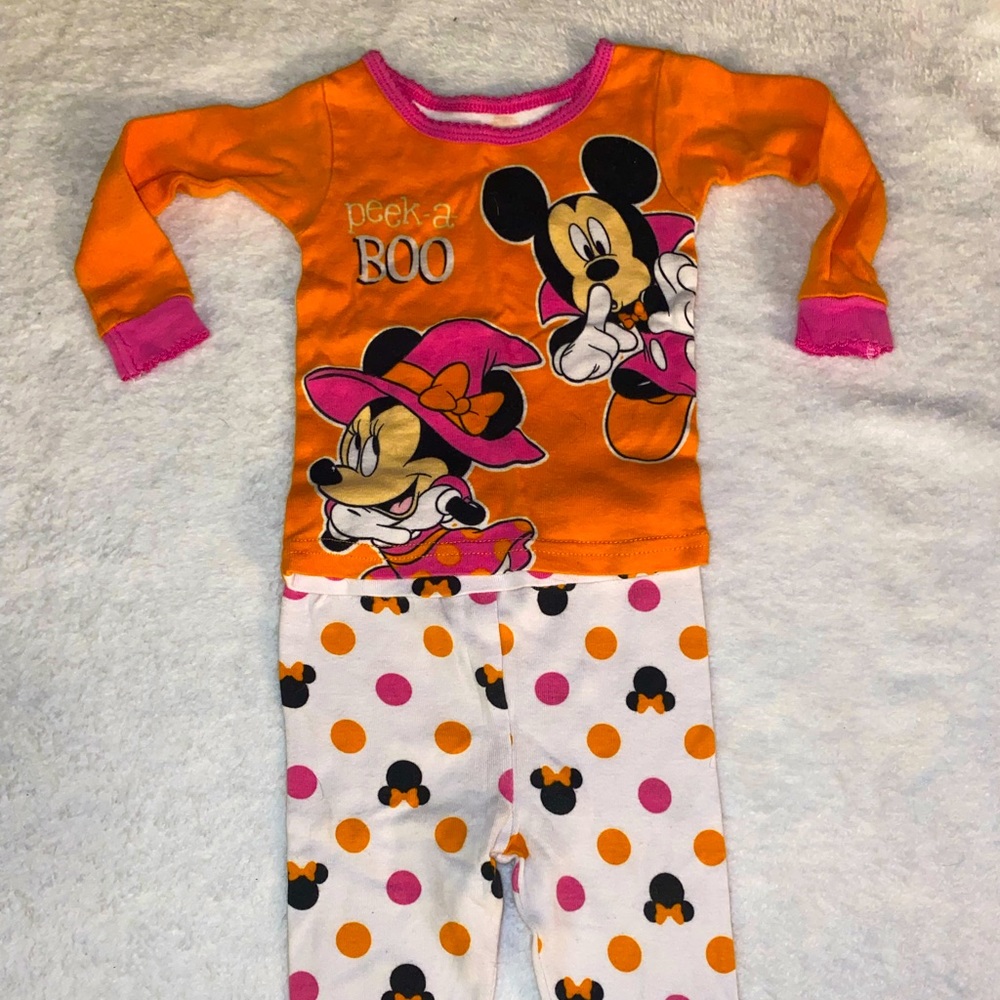 Minnie Mouse Halloween pajamas